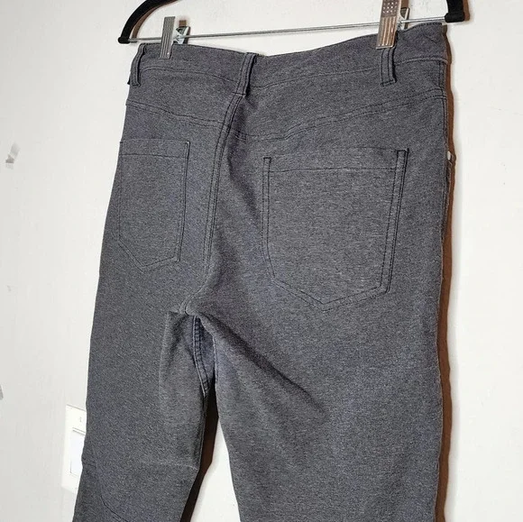 Lululemon Grey Tech Canvas ABC pants. Men's size 30×33.